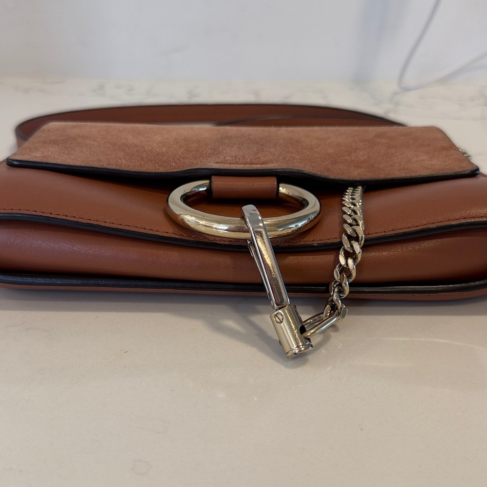 Chloe Faye Leather Bag - Picture 3 of 15